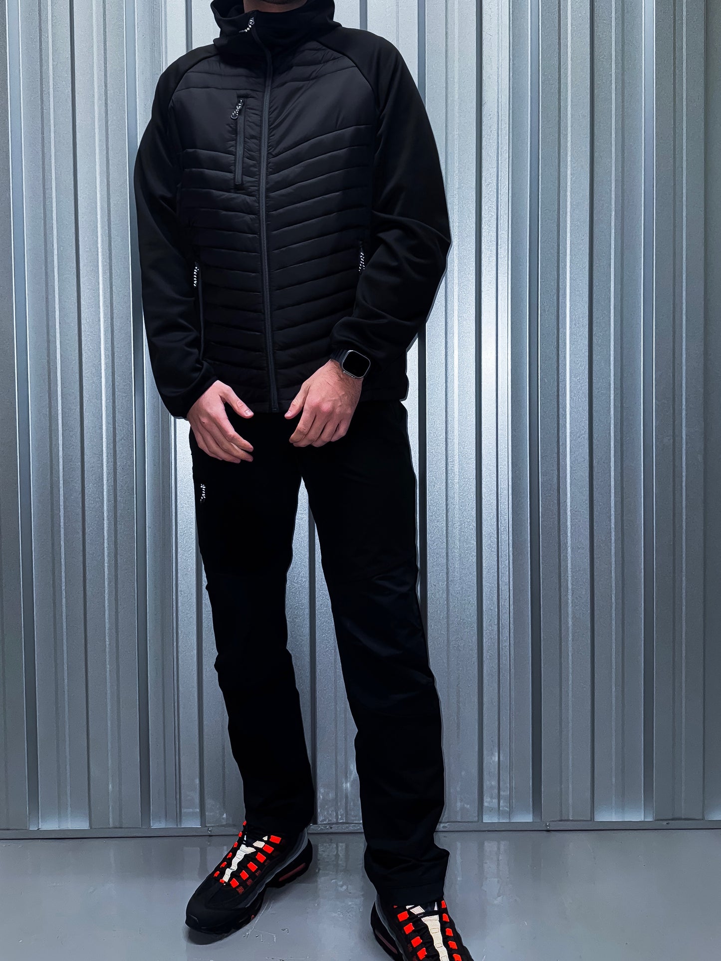 Core Flex Jacket - Black