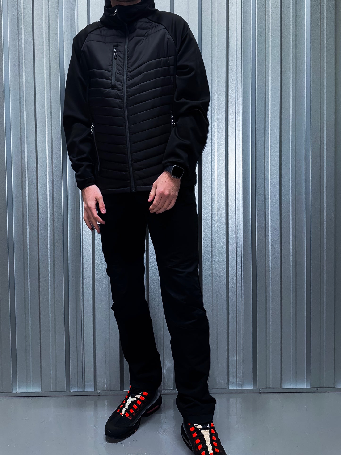 Core Flex Jacket - Black