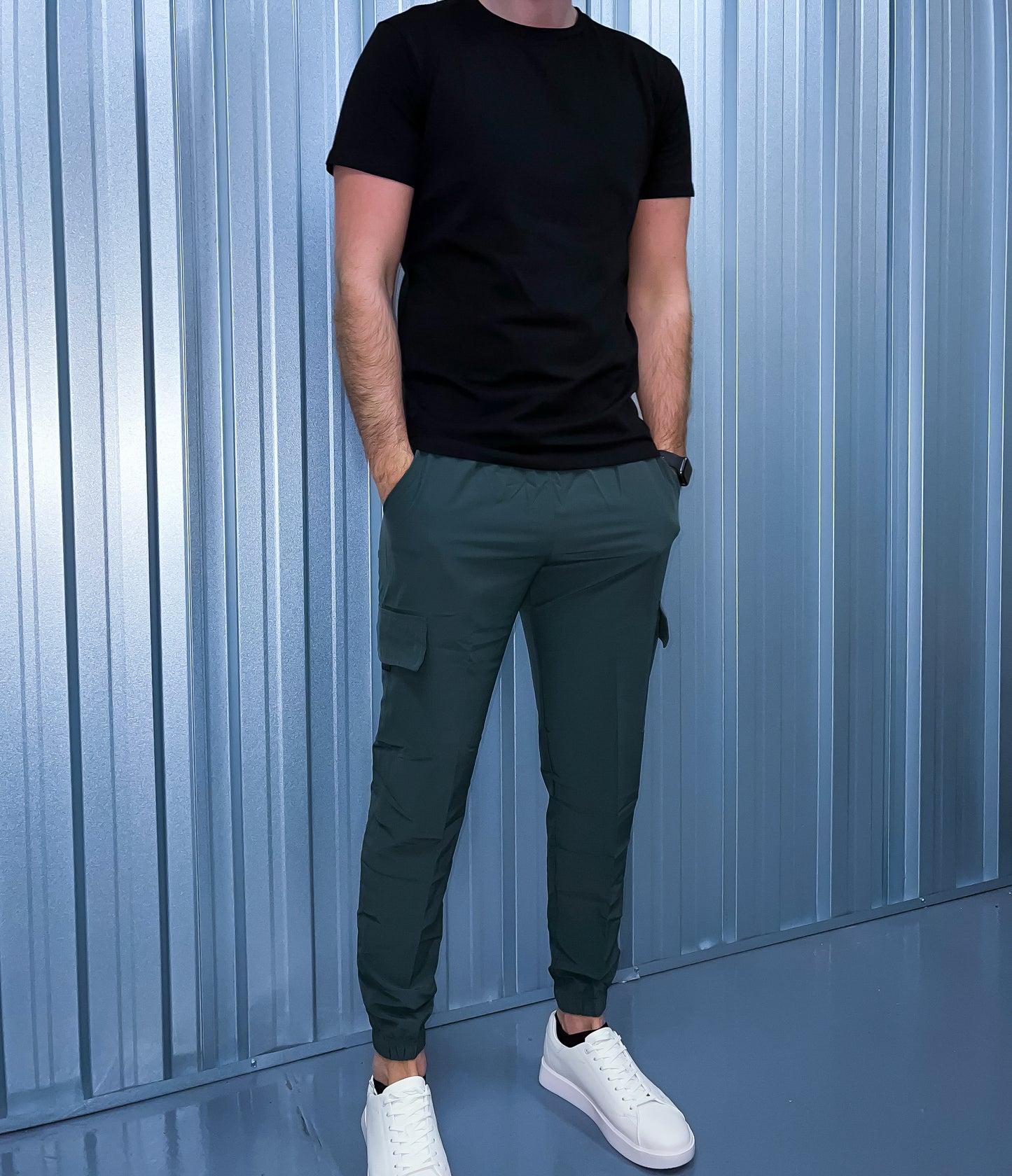 Essential Slim-Fit Tee - Black